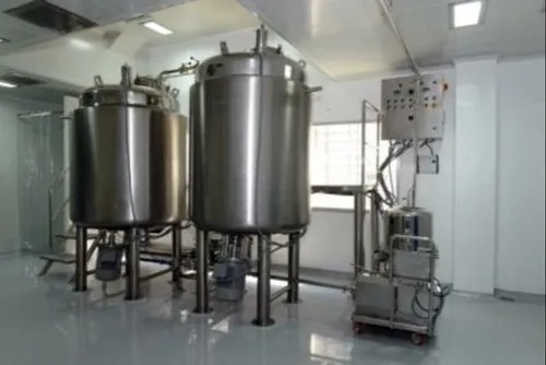 Manufacturing Tank 1 - RKS Fabricators high-quality pharmaceutical equipment